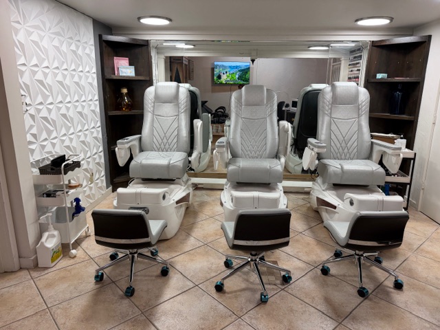 All About Me Nails & Spa - Nail Salon in Hilton Head Island ( 10% OFF FOR NEW CUSTOMERS ) nail photo 1