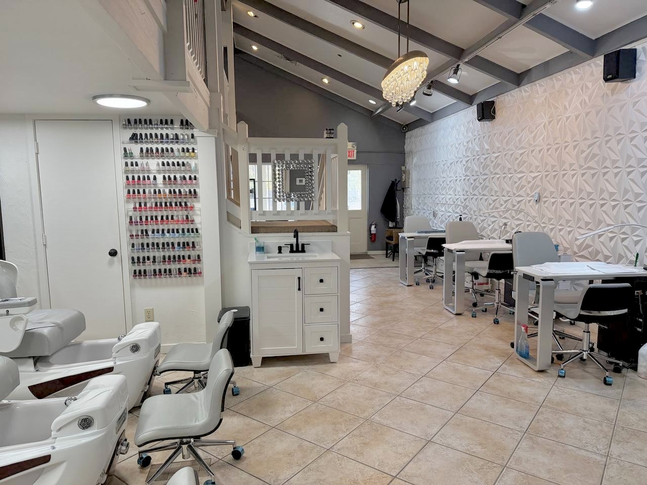 All About Me Nails & Spa - Nail Salon in Hilton Head Island ( 10% OFF FOR NEW CUSTOMERS ) nail photo 3